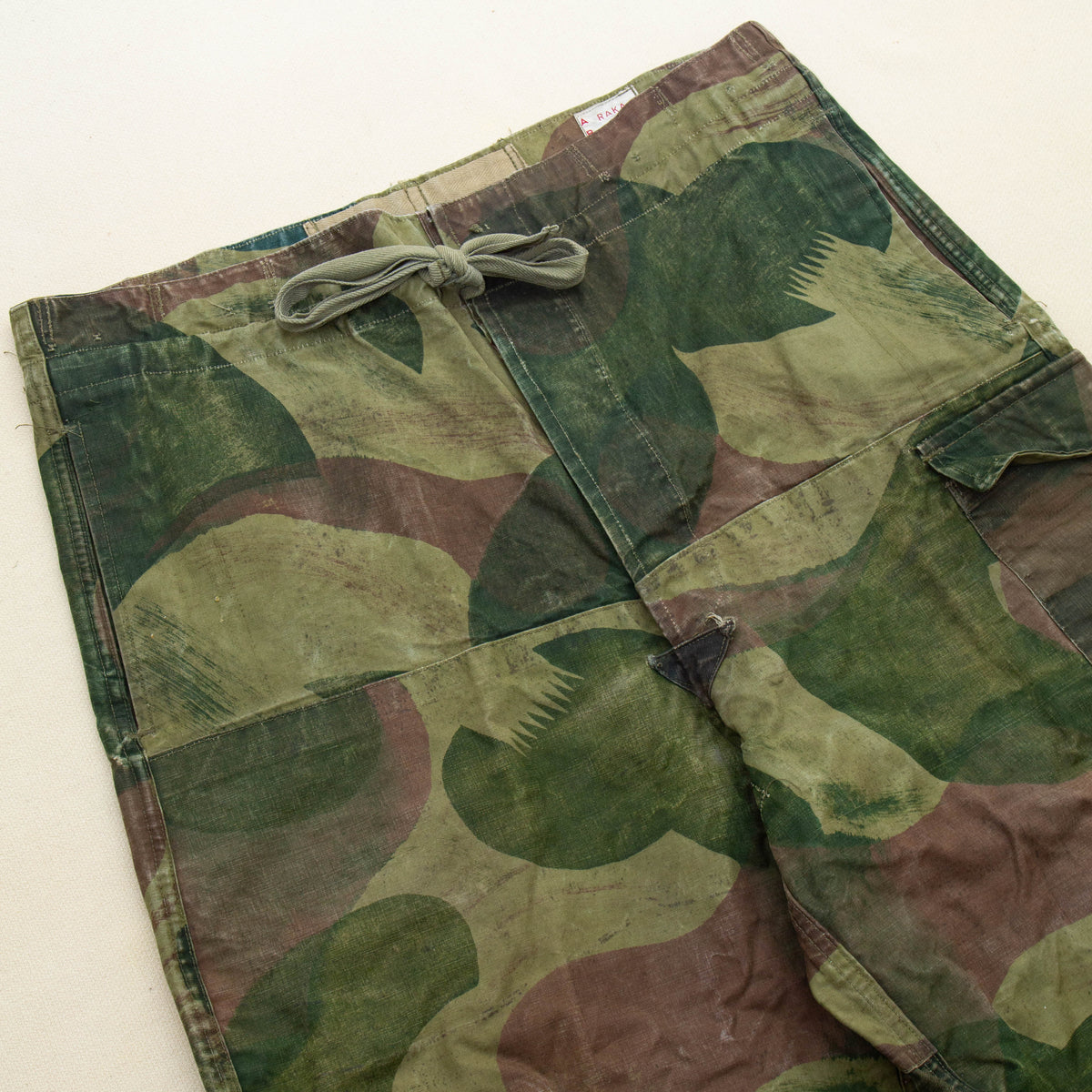 50s Vintage Belgian Brushstroke Camo Trousers - 38x30 – Omega