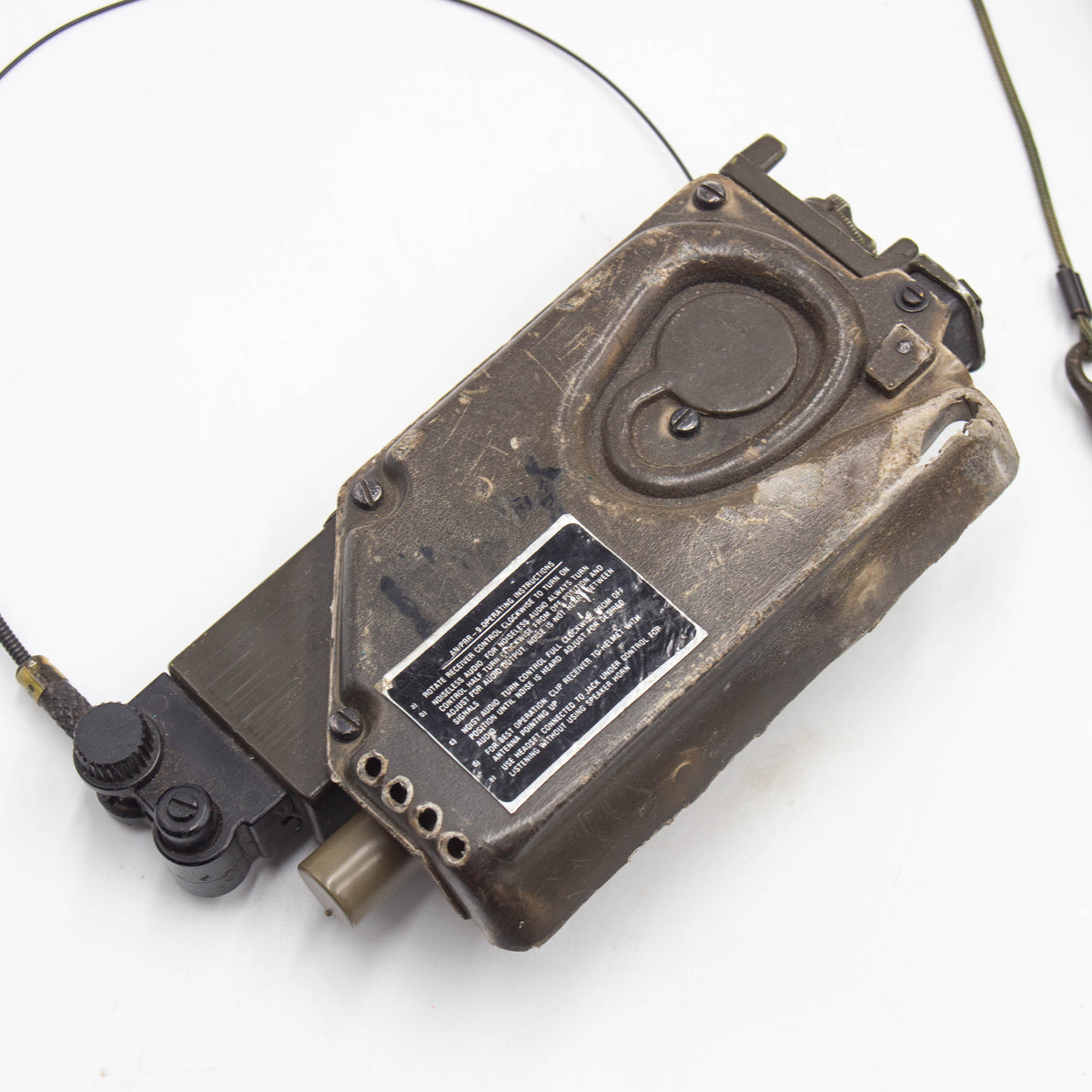 60s Vietnam War AN/PRR-9 & AN/PRT-4A Helmet Radio & Batteries Set