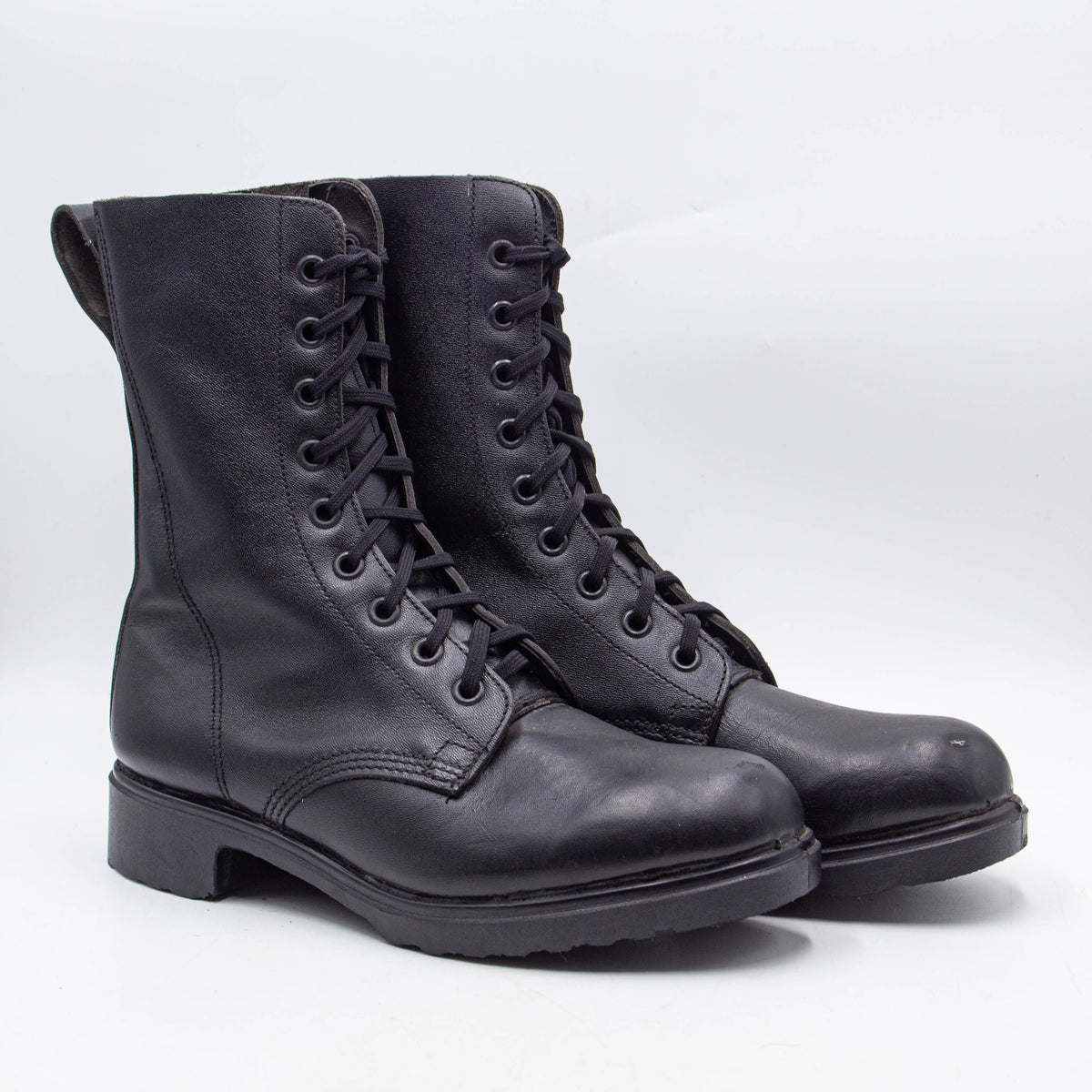 Deadstock 80s British Army Black Leather DMS Boots - UK 8 – Omega