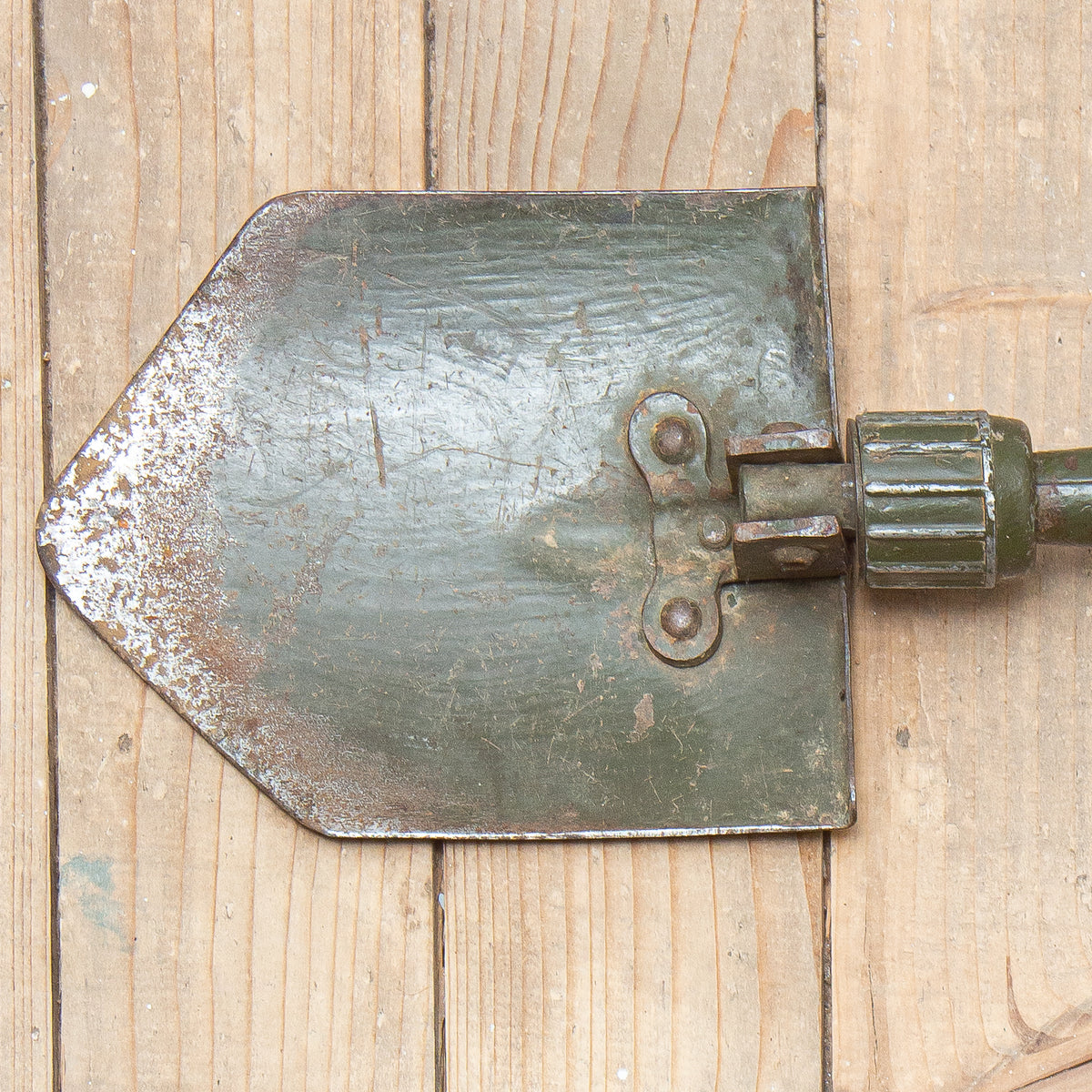60s Vietnam War Entrenching Tool & Pouch – Omega Militaria