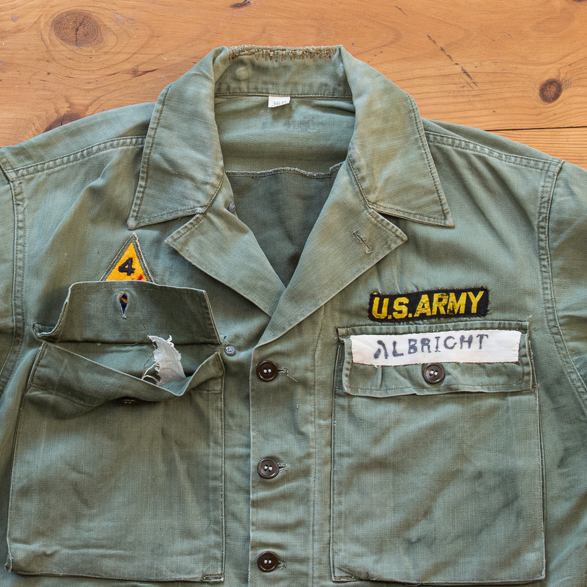 1940s Vintage 4th Armored Division 13-Star Button HBT Utility Shirt