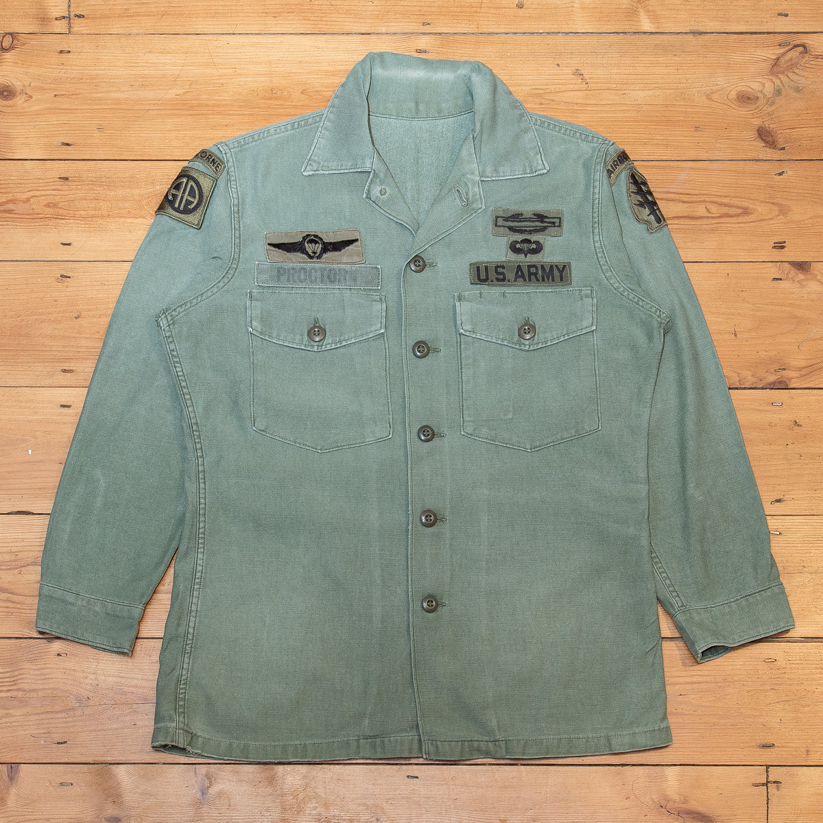 雑誌で紹介された US ARMY UTILITY SHIRT OG-107 1967s 18-35 シャツ