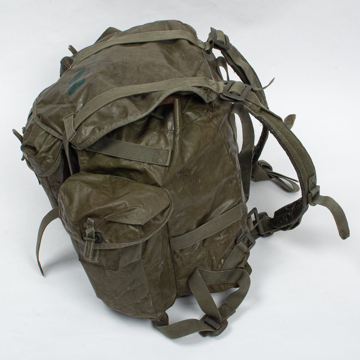 60s Vintage Canadian Army 64 Pattern Rucksack – Omega Militaria