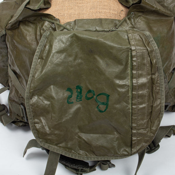 60s Vintage Canadian Army 64 Pattern Rucksack – Omega Militaria