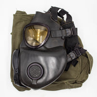 1963 Dated US Military Vietnam War ABC M17 Gas Mask & Bag