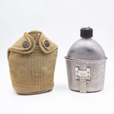 1944 - 1945 WW2 US Military 1 Qt Canteen Set