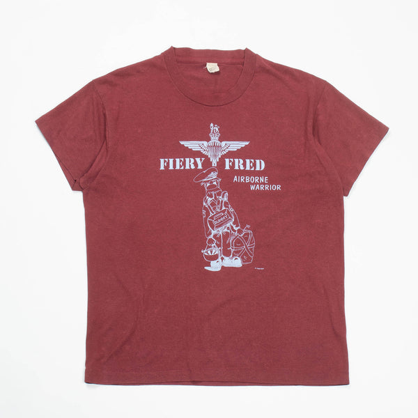 80s Vintage British Army Airborne Para Regiment "Fiery Fred" T-Shirt - Medium