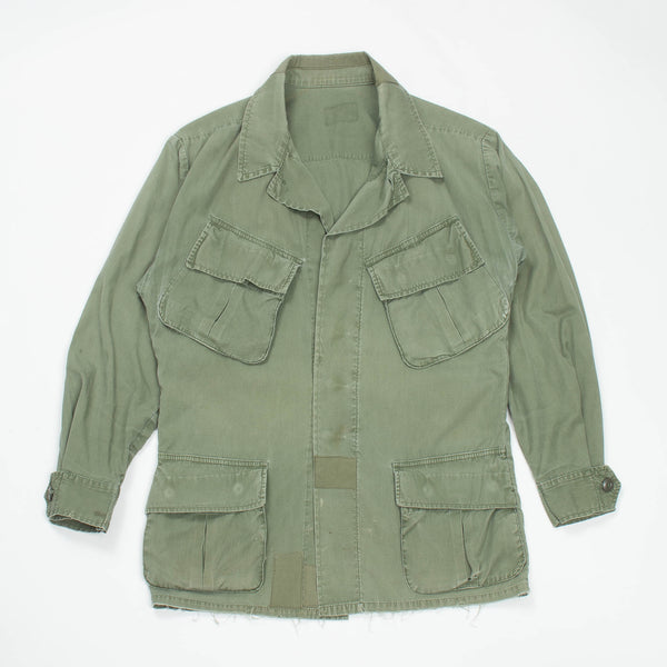 Distressed 60s Vintage Vietnam War Poplin Jungle Jacket - Small