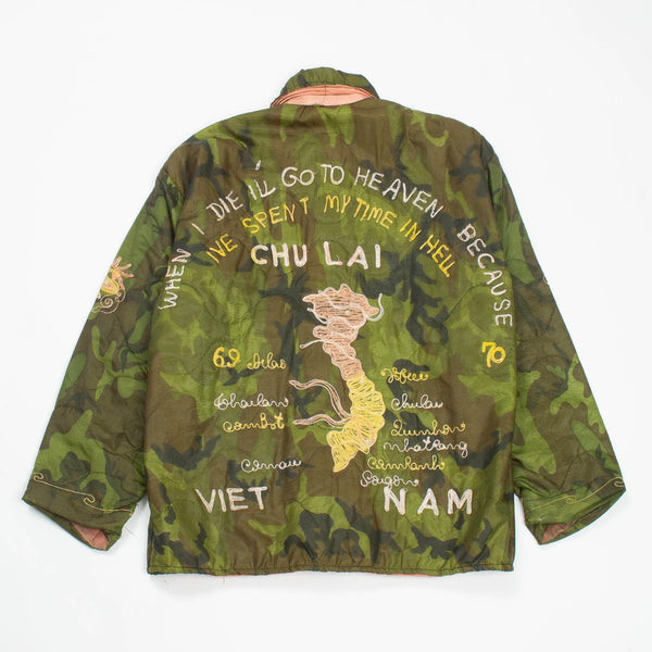 60s Vietnamese Tailor-Made Poncho Liner Souvenir Tour Jacket - Medium