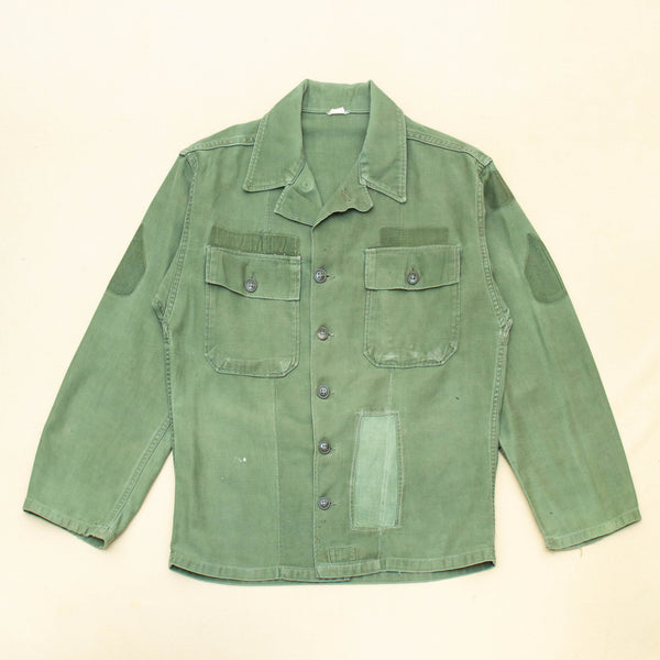 Distressed 60s Vintage 1st Pattern OG-107 Utility Shirt - Medium