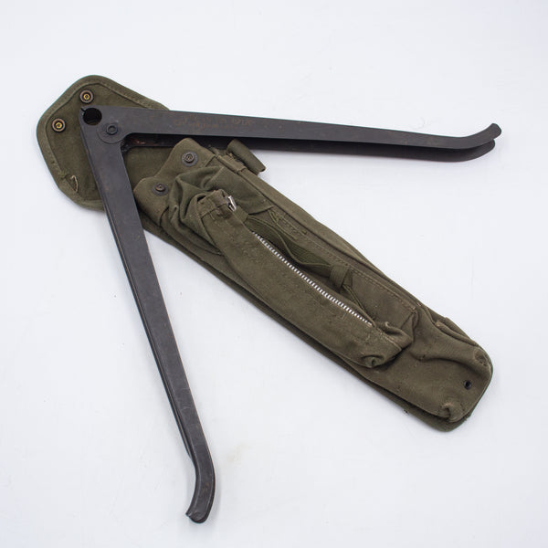 60s Vietnam War COLT Marked XM-3 Bipod & Case